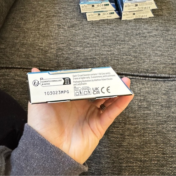 Disney Lorcana Trading Card Game Starter Deck-Rise of the Floodborn - Picture 4 of 5